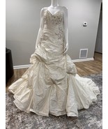 Size 14 Maggie Sottero Wedding Dress New W/Tags Retails $1279 Ivory - $4,712.27 MXN