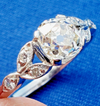 EARTH MINED Cushion cut Diamond Deco Engagement Ring Vintage Platinum Solitaire - £9,530.67 GBP