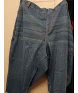 Woman Plus Size Denim Capri Size 4X - $13.37