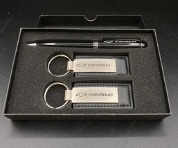 Bend Oregon Chevrolet Cadillac Dealer Boxed Keychain Pair And Pen Set Gift - $15.83