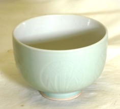 Asian Footed Rice Bowl Abstract Designs - $237.75 MXN