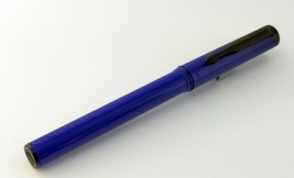 Parker Beta Standard Roller Ballpoint Ball Pen Ballpen Blue Body brand new loose - £7.04 GBP