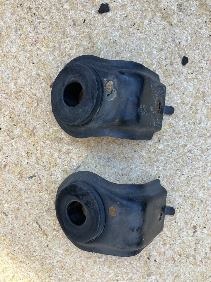 2012 Honda Civic Si Coupe Radiator Brackets Bracket L&amp;R OEM K24 - $59.39