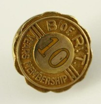 Vintage Jewelry Railroad Lapel Pin 10 Year Brotherhood Railroad Trainmen... - $389.70 MXN