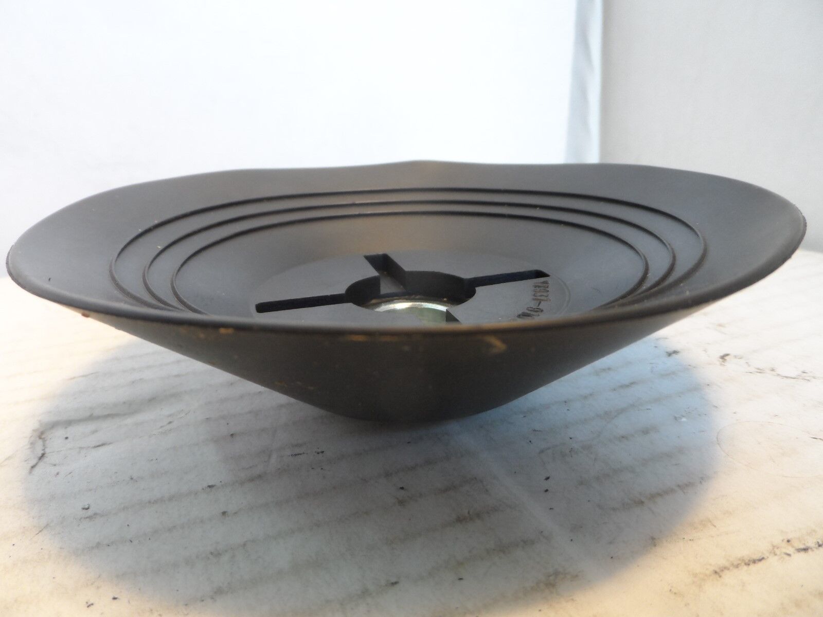 Pneumatic Vacuum Cup Suction Cup BL-135 135MM New - $30.56