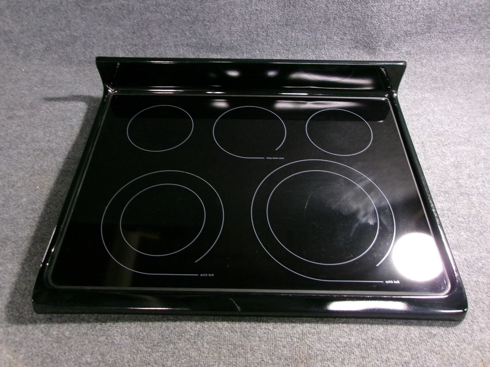 316531960 FRIGIDAIRE RANGE OVEN COOKTOP ASSEMBLY -  BLACK - $150.00