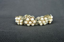 Vintage Costume Jewelry, B.S.K. Fau Pearl Bracelet, Gold Tone Setting BCLT39 - £14.84 GBP