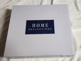Home Reflections 4 Piece Flameless Blue Candle Set Shelf Decor Holiday A... - £15.84 GBP