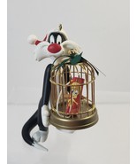 Hallmark Keepsake Ornament Looney Toons Sylvester’s Bang-Up Gift 2000 Tw... - £8.13 GBP