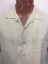 Tommy Bahama M Pale Green Hawaiian Short Sleeve Silk Camp Shirt Loop Collar - £18.78 GBP