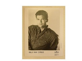 1991 Billy Ray Cyrus Presser Photo Kit-
show original title

Original TextBil... - £21.35 GBP