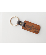Wooden Keychain with Mountain Tops scene - £1.56 GBP