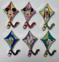 WDW Disney Parks 2004 Cast Lanyard Series Kites Collection Pins - £19.70 GBP