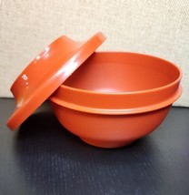 Vintage Tupperware Harvest Orange Serve N Seal Bowl #1436 Seal #1437 - $22.23