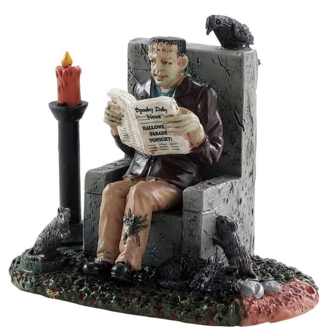 Lemax Spooky Town 2018 MONSTER READING SPOOKY NEWS #82570 Figurine NEW In Pkg - $12.94