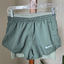 Nike Women&#39;s XS Shorts Tempo Lux 2-in-1 Running Green - $17.81