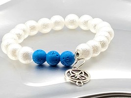 Handmade Bracelet-Stretchy Bracelet-white &amp; Turquoise (Blue) with Charm - £4.74 GBP