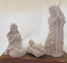 Avon Nativity Collection Holy Family 3 Pieces  Vintage 1984 Orig Box - £31.16 GBP