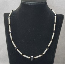 Vintage Textured Silver-tone &amp; Gray Faceted Beads 18&quot; Station Collar Necklace - £17.22 GBP