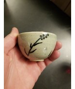 beautiful small hand thrown studio pottery vase beige blue floral bird Rg - $24.15 CAD