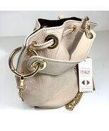 NWT Anna Paola Italian Genuine Leather Bucket Bag In Prosecco Beige w/Ch... - $956.72 MXN