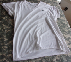 UNDER ARMOUR BRIGHT WHITE SHORT SLEEVE WORK OUT SHIRT VERY CLEAN XL - $170.20 MXN