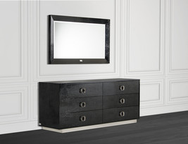 63" Black Six Drawer Double Dresser - $30,634.04 MXN