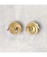 Vtg Crown Trifari Earrings Leaves Brushed Gold Tone Signed Curled Swirls... - $532.53 MXN