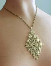 Fabulous Baroque Gold-tone Floral Mesh Pendant Necklace 1960s vintage 18&quot; - $14.95