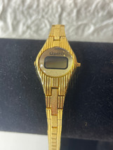 Vintage Quartz Gold Tone Ladies Watch Thin Link Wristwatch 7&quot; *Needs New... - $8.90