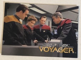 Star Trek Voyager Trading Card #17 Kate Mulgrew - £1.55 GBP