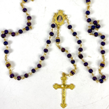 Rosary Purple Plastic Bead Gold Tone Crucifix Queen of Heaven Pray For Us 20&quot; - £13.57 GBP