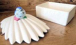 Vintage Ucagco Bluebird Ceramic Bird &amp; Seashell Trinket Box Dish SEE DESC - $17.99