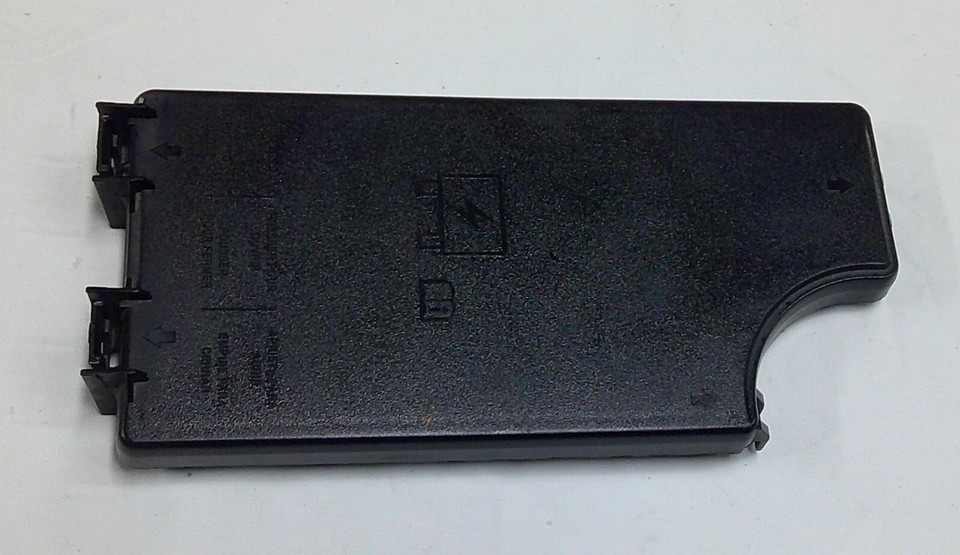 11 - 17 Jeep Compass 15 - 17 Patriot Engine Fuse Relay Cover Lid 6815630... - $25.45