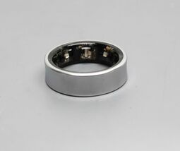 Samsung Galaxy Ring SM-Q509 Size 9 - Titanium Silver image 2