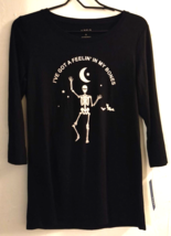 Apt 9 Wmn S I&#39;ve Got A Feelin&#39; In My Bones Dancing Skeleton Halloween Shirt NWT - £15.30 GBP