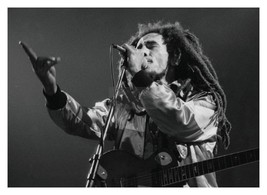 Bob Marley Singer Jamaican Singer &amp; Cultural Icon 5X7 Photo Reprint - £6.67 GBP
