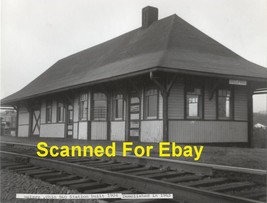 Belpre Washington Co. Ohio Baltimore &amp; Ohio B&amp;O SW Station Photo 1960s - $329.27 MXN