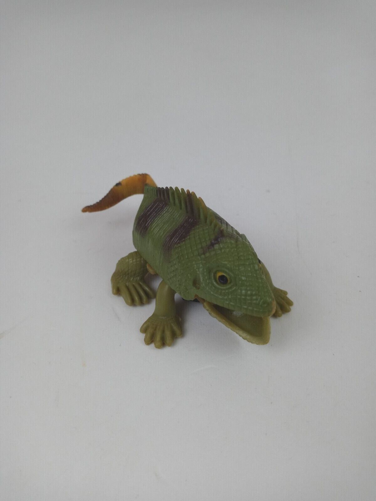 Windup Plastic Toys Iguana  - $3.87