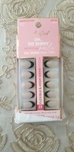  L.A. Girl Oh So Shiny Gel Shine Nails (24 Tips &amp; 1 Glue each) - £7.45 GBP