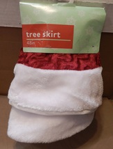Christmas Tree Skirt 48&quot; Round Burgundy &amp; White Trim Soft Plush Rite Aid... - £13.46 GBP
