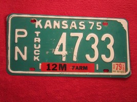 License Plate Truck Tag 1975 Kansas Pn 4733 [Z93] - £5.62 GBP