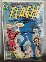 The Flash #251 (July 1977) DC Comics – The Fastest Man Alive! - $5.90