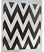 SINGLE ZigZag Black and White 2-Pocket Paper Folder 8.5″x11″ by Avery - £1.95 GBP