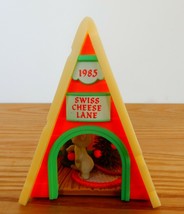 1985 Hallmark Swiss Cheese Lane Christmas lighted holiday ornament original box - £15.98 GBP