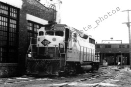 Chesapeake &amp; Ohio C&amp;O 3630 EMD GP35 Chicago ILL Photo 1966 - $14.95