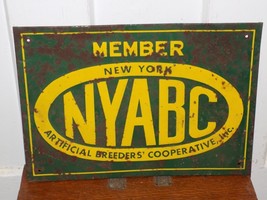 Vintage Member NY Artificial Breeders’ Cooperative Embossed Metal Sign - €103,90 EUR
