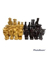 1972 Reykjavik Wood Box France &amp; 32 Hand Carved Wood Asian Chess Pieces - $294.03