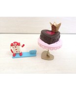 Dollhouse Miniature Disney Queen of Heart Cake, Card From Alice in Wonde... - £35.97 GBP