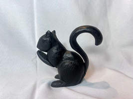 Painted Cast Iron Nutcracker Figural Squirrel Rodent Crusher Shell Cracker - £23.70 GBP